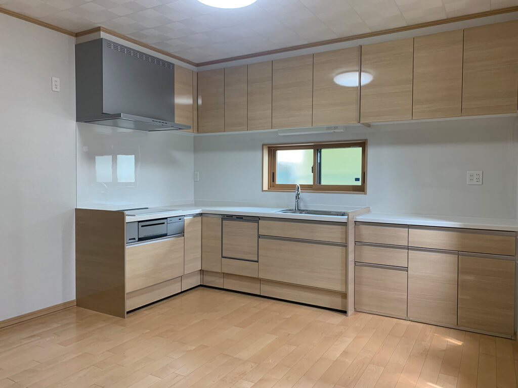 ［住宅リフォーム］ダイニングキッチンを広げて、夫婦が寛げるLDKにリフォーム。 - 大富建設