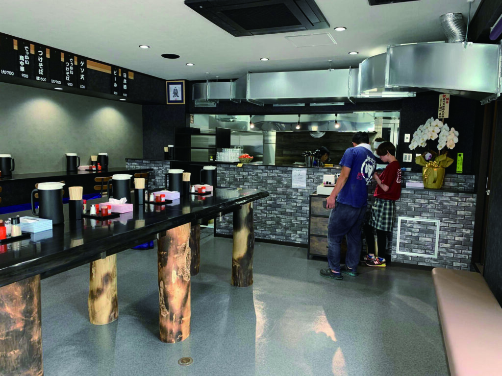 ［飲食店内装工事］酒販売店からそば処に改装。 - 大富建設